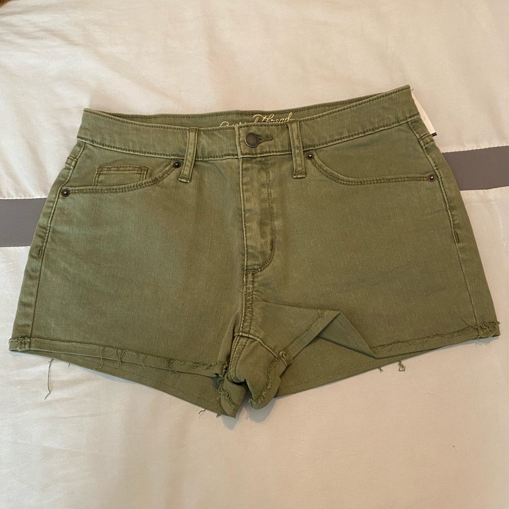 Olive green denim shorts -size 6• Universal Thread